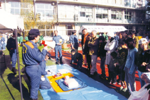 画像：”備えあれば憂いなし”町会主催防災訓練に積極的に参加