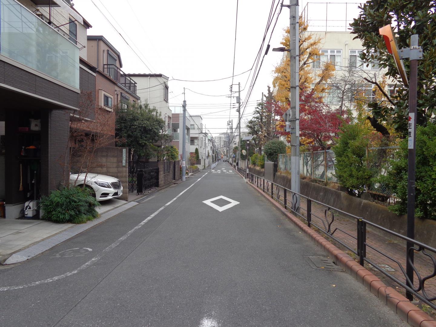 大塚小学校周辺道路写真