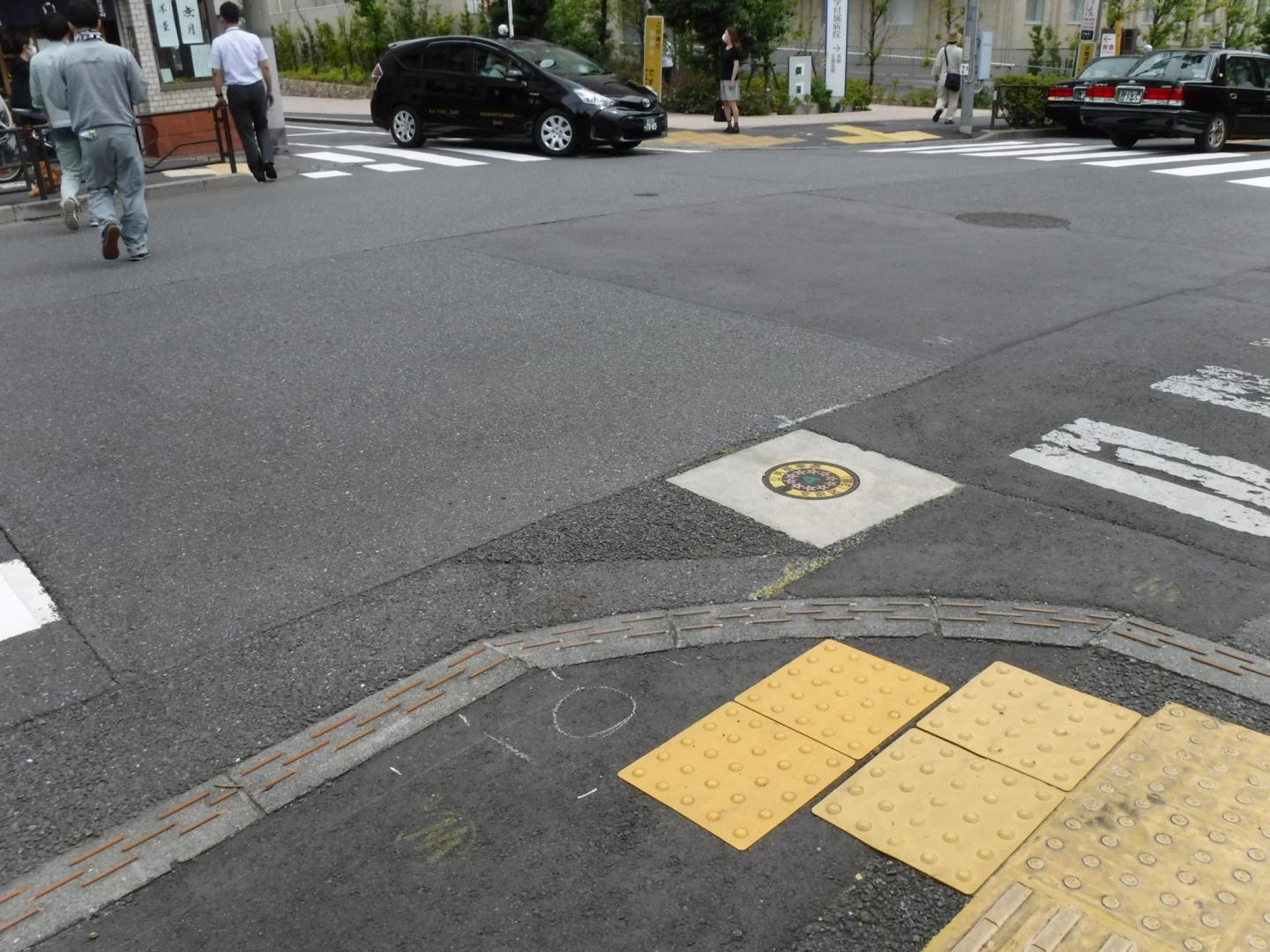 車止め設置前の写真